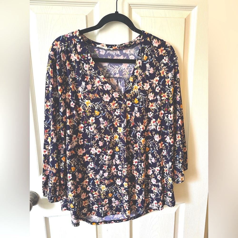 Vince Camuto blouse XL Floral print